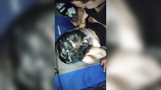 【小优的榨汁机】开车跑路，户外露营，帐篷内3P，小美女身材一流