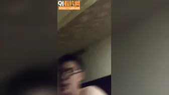 偷情烈焰红唇骚嫂子，哥哥外出打工，我就来承担疏通嫂子骚逼的工作吧