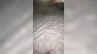 牛逼小哥和大嫂乱伦偷情被侄子捉奸，当着小侄子面操嫂子-侄子偷看我操他妈