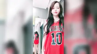 篮球少女发浪日常 1 美乳主播 宝宝