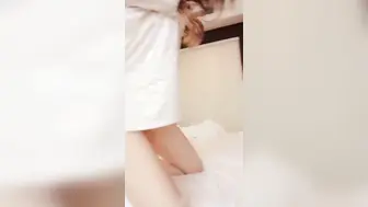 长腿小萝莉，菊花初体验
