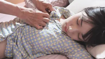 MIDA-479 [无码中文字幕] 亲手抚养长大的可爱继女玲奈 竟敢和男友放肆地做爱 我决定专攻敏感点让她持续高潮七天 直至再也无法离开我 宫下玲奈