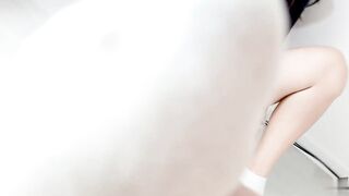 青春少女美足诱惑 loliiiiipop99 下面有根棒棒糖 OnlyFans