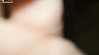 迷奸睡奸，扒光尽情玩弄，无套啪啪居然肏尿了，屎都肏出来了