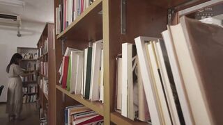 SSIS-582 [中文字幕] 夢乃あいか - 神乳緊貼・濃厚喇舌・耳邊細語 女友朋友的三倍誘惑之下我被引導至有史以來最棒的射精