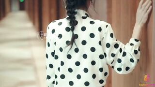 [糖心Vlog]【多乙】私汤邂逅-女职员的秘密行动，中出内射 - 多乙